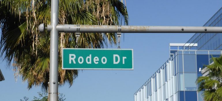 Rodeo Drive sign