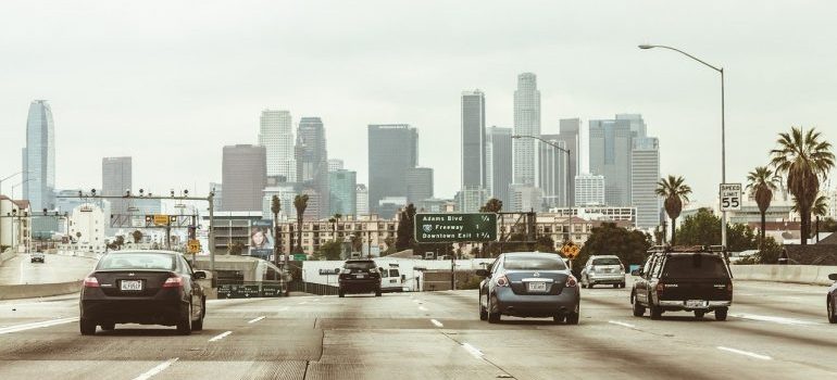 Our long-distance movers Los Angeles know every street and corner in LA County.