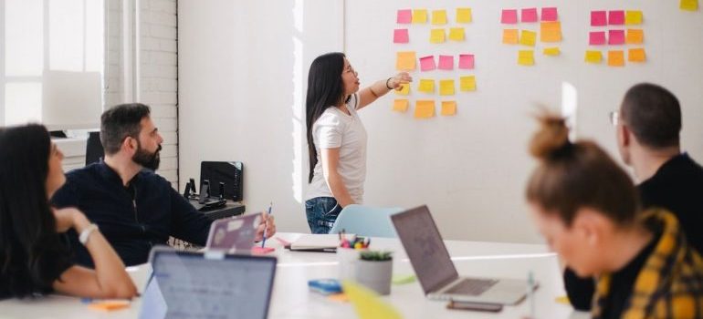 top movers Glendora CA will provide you with reliable white glove moving service