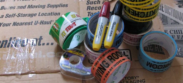 Packing supplies provided by movers in Glendale CA