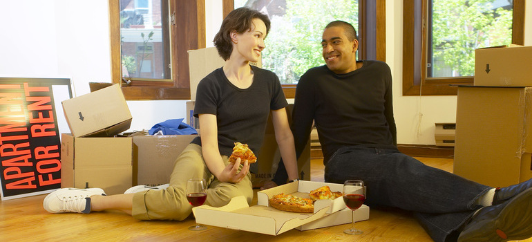 people after their movers La Canada Flintridge have left